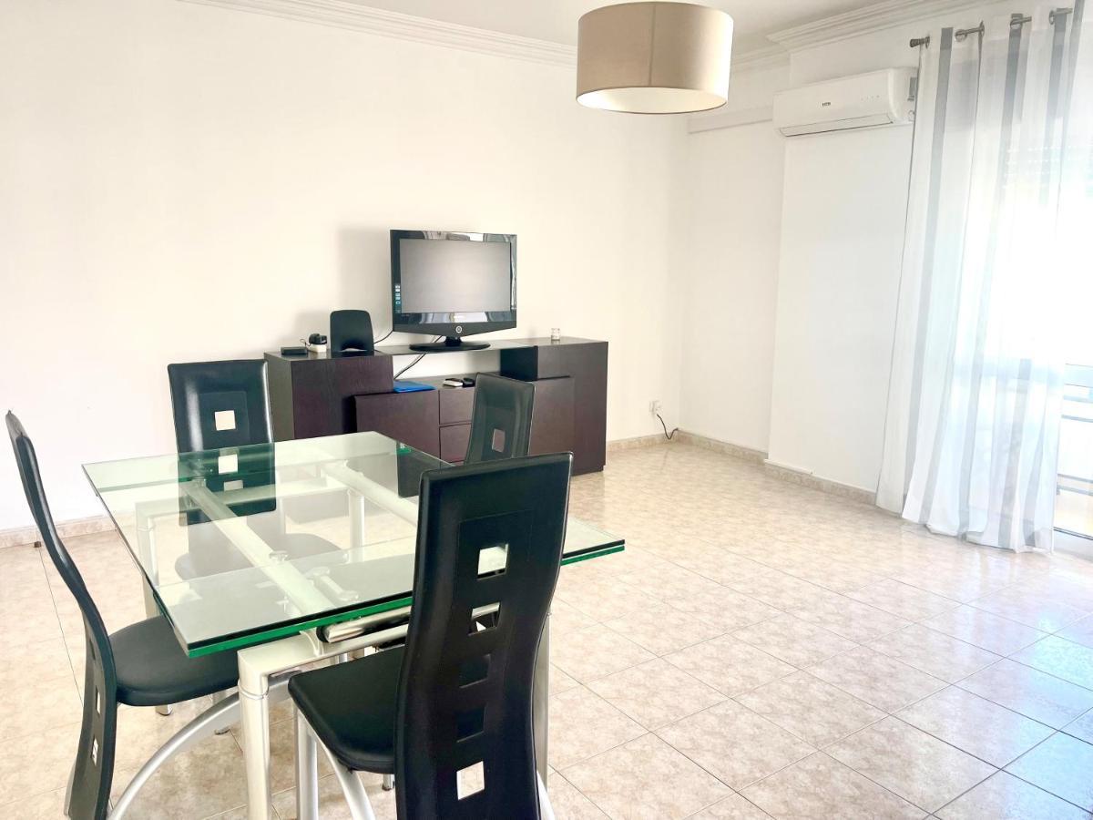 Apartamento Millenium Vista Mar- 2 Passos Da Praia กัวเตย์รา ภายนอก รูปภาพ